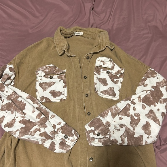 Closet clean out - Picture 3 of 3